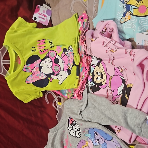 Little Girls Mystery Box  4t or 5t cute clothes , NWT - Picture 2 of 7